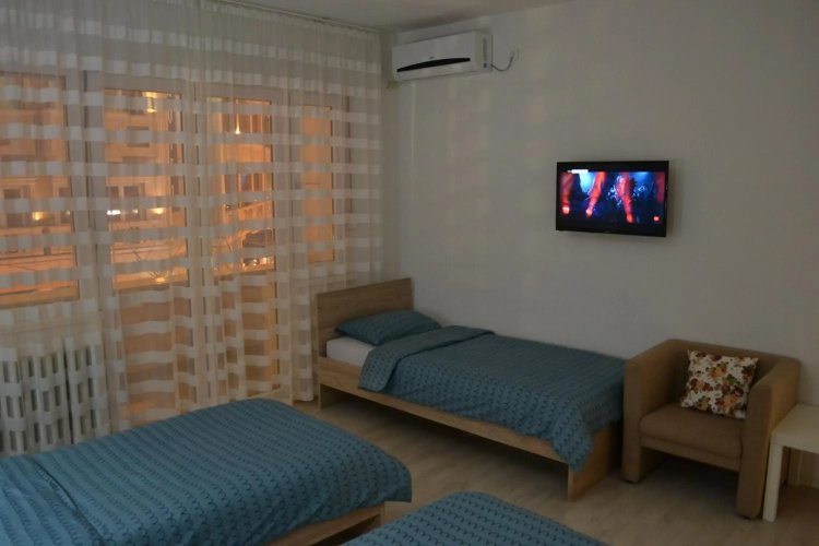 Lazarus Apartment