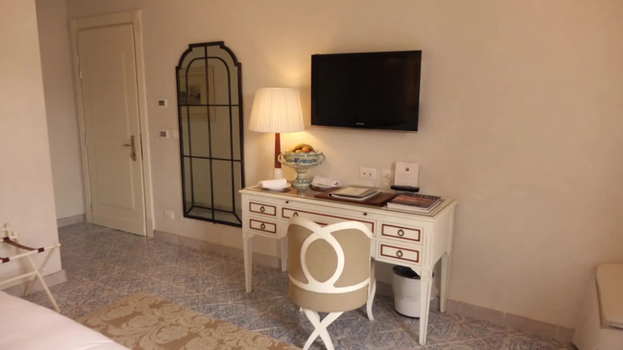 Villa Athena Resort