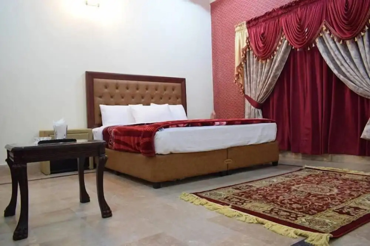 Royal Emirates Residence