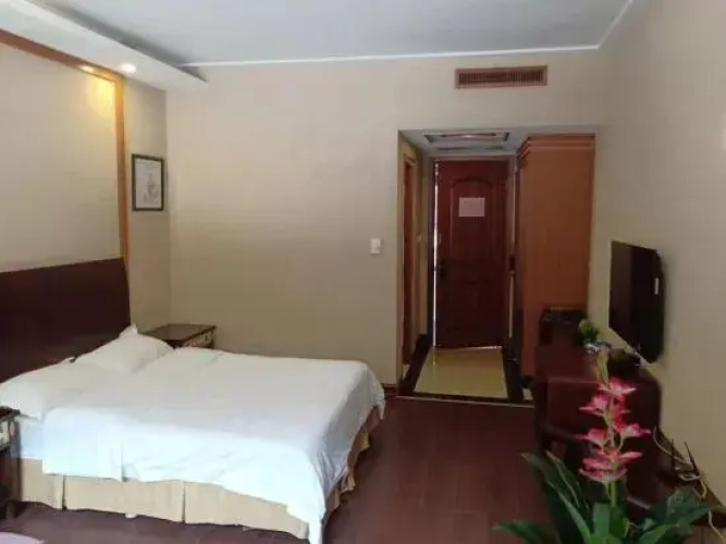 Baizhao Mountain Hotel