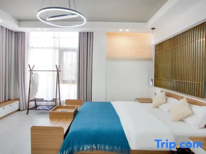 Deluxe Double room with courtyard view