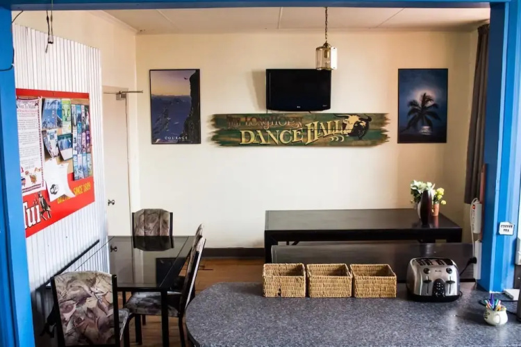 Geeky Gecko Hostel