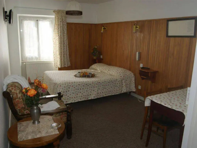 Hôtel des Voyageurs