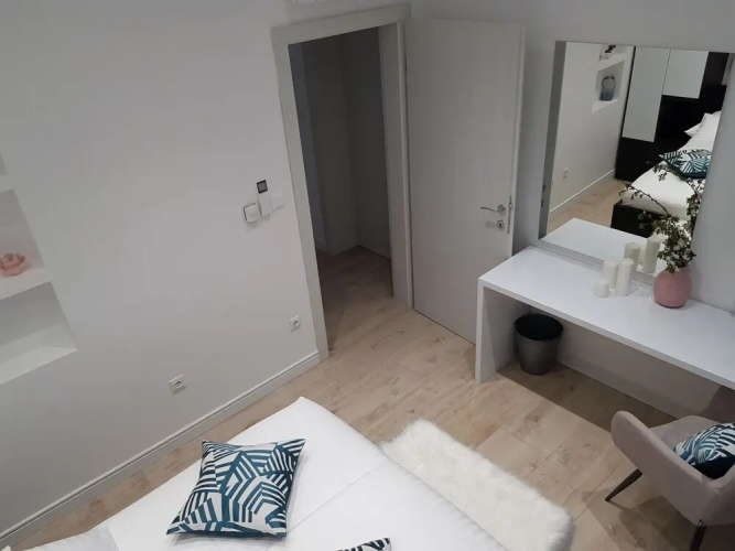 Luxury Apartments Giovanni with pool