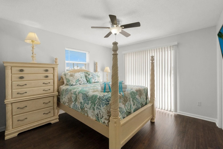 6400 Beach Dr - Seabatical A