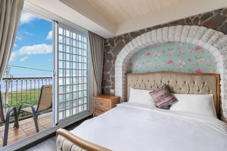 Deluxe Double room with balcony and with sea view