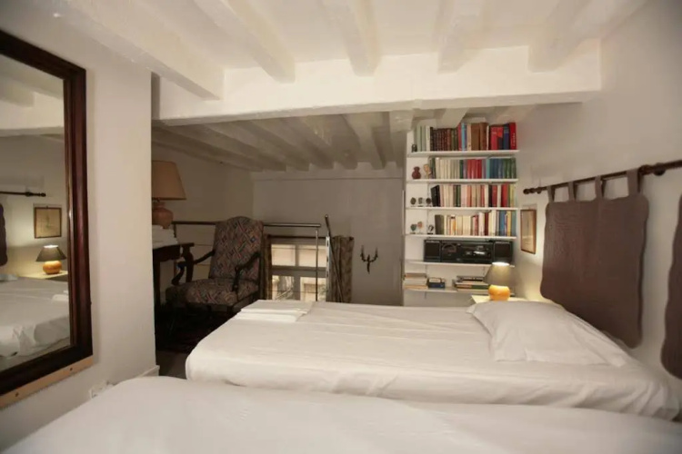 Lovely Marais Studio (75)