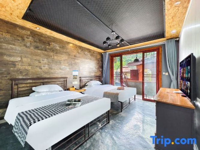 Standard Double room with courtyard view