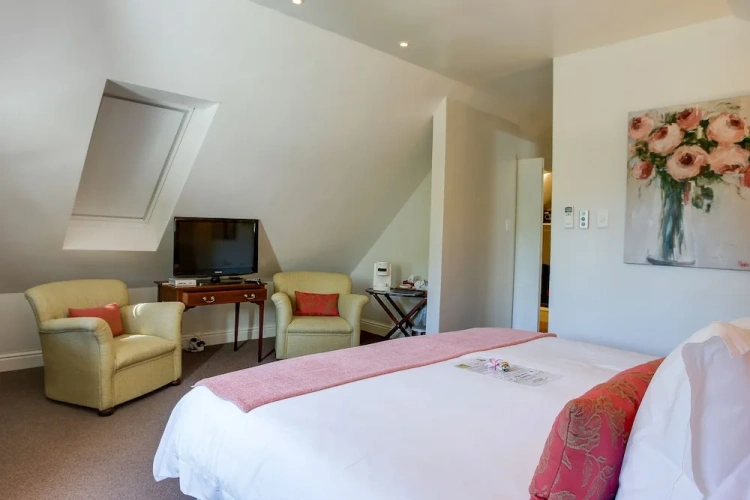 Classic Twin room
