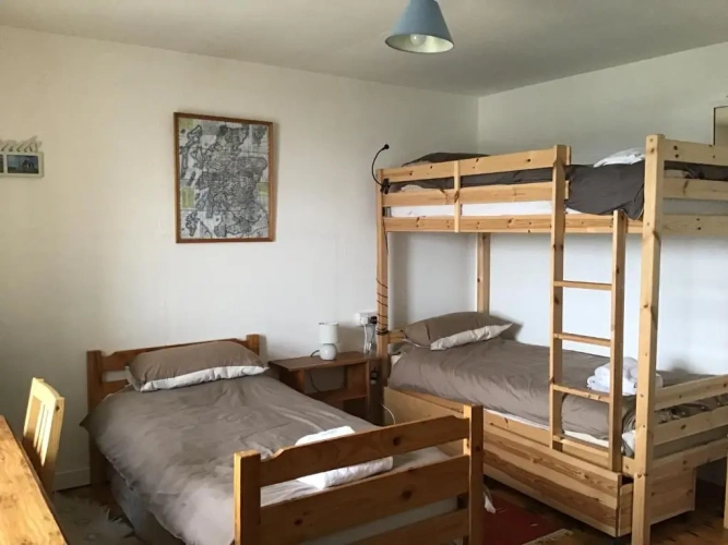 3 Bedrooms Cottage