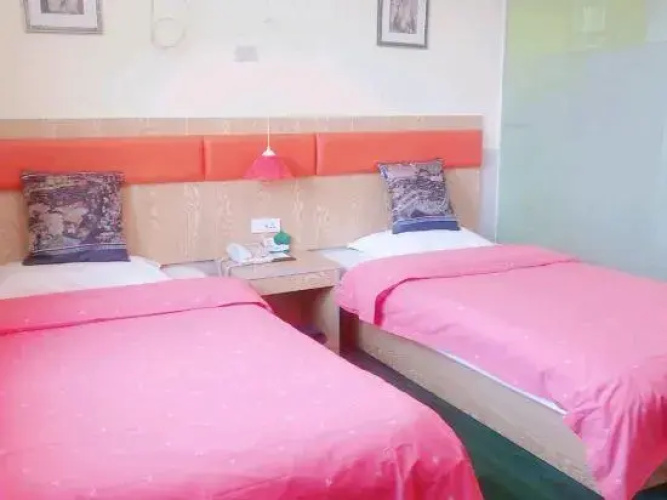 Xinxiang County star Yue express hotel