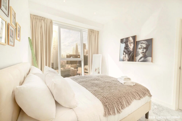 LUX The Pad Executive Suite 3