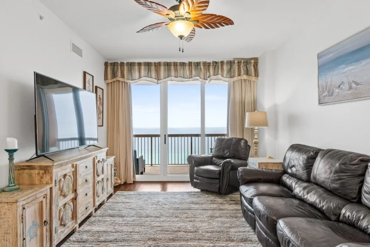 3 Bedrooms Standard room with balcony and with ocean view