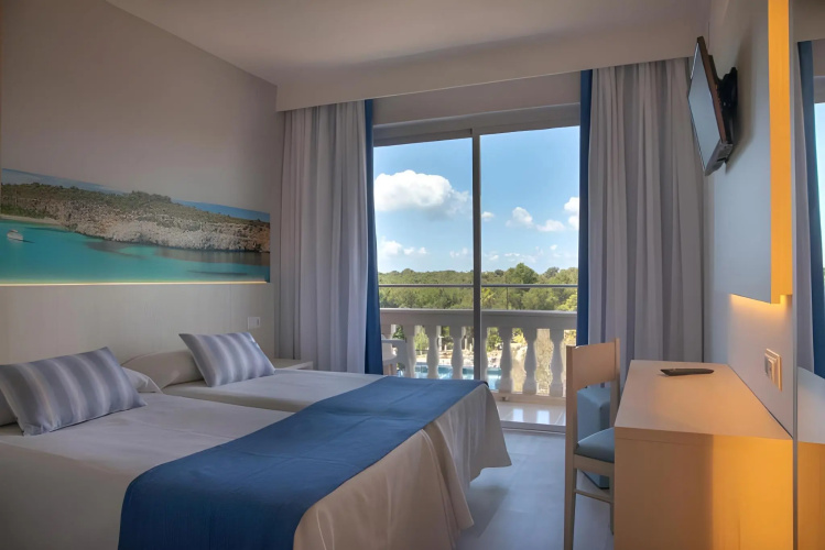 Hotel Seramar Luna Park Adults Only photo 9