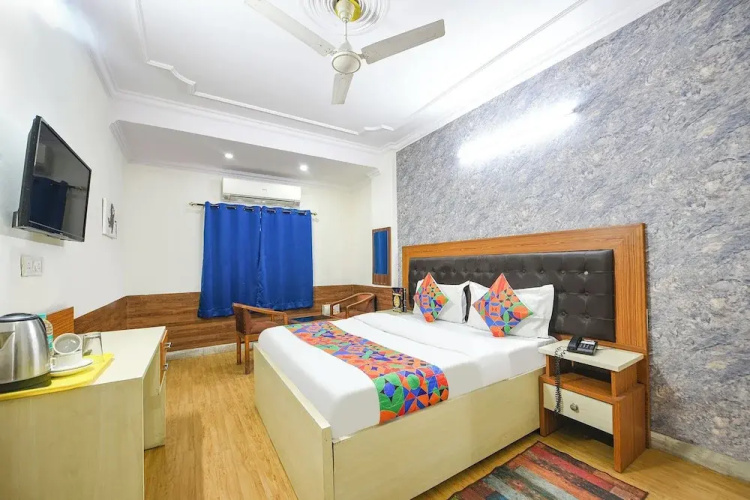FabHotel Prime Prathana