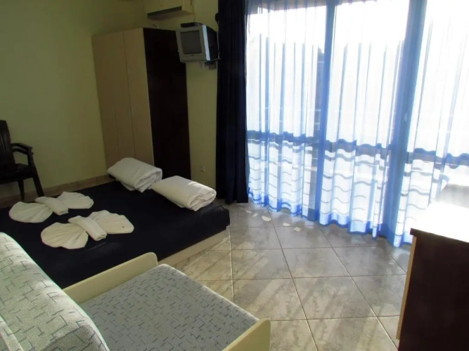 2 Bedrooms Apartment with sea view