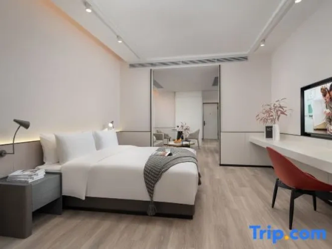 1 Bedroom Deluxe Suite