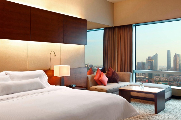Double room with city view