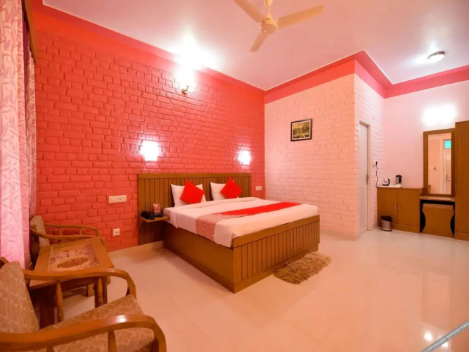 Sunshine Resort by OYO Rooms