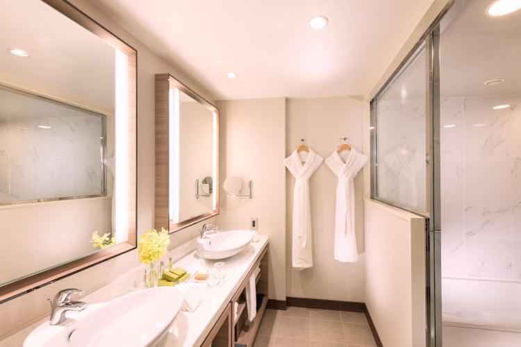 DoubleTree by Hilton Okinawa Chatan Resort photo 17