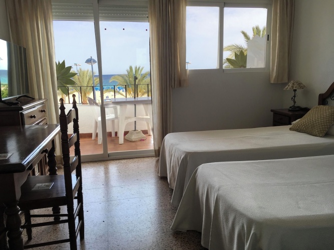 Studio with balcony and with sea view