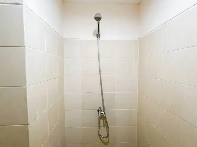 Basic Style Studio At Apartment Belmont Residence Puri