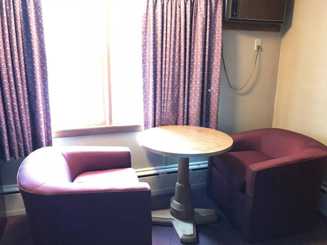 Economy Lodge