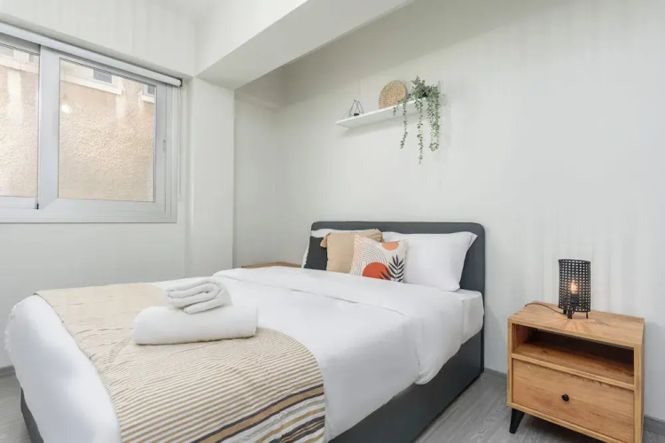 Amore 2-BR Apt By Finikoudes