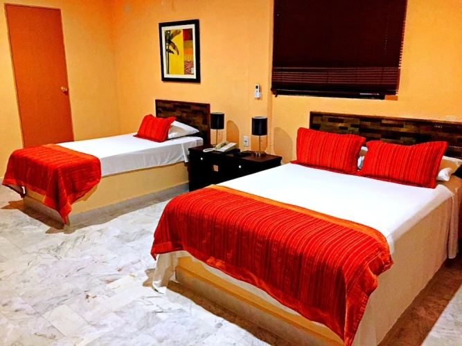 Standard Triple room