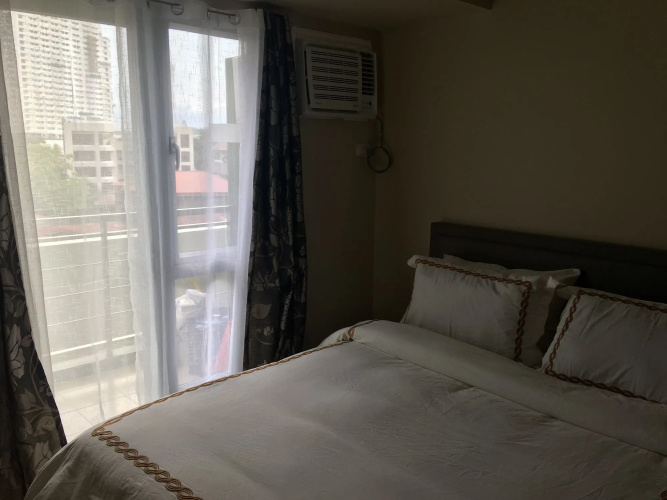 Centrio Tower Studio Unit