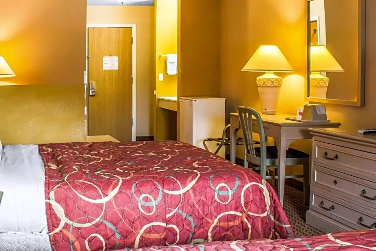 Quadruple Suite