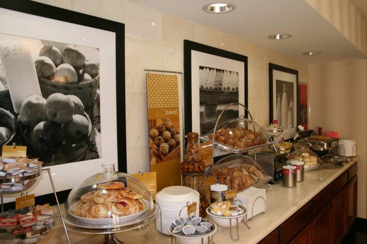 Hampton Inn San Francisco-Daly City photo 15