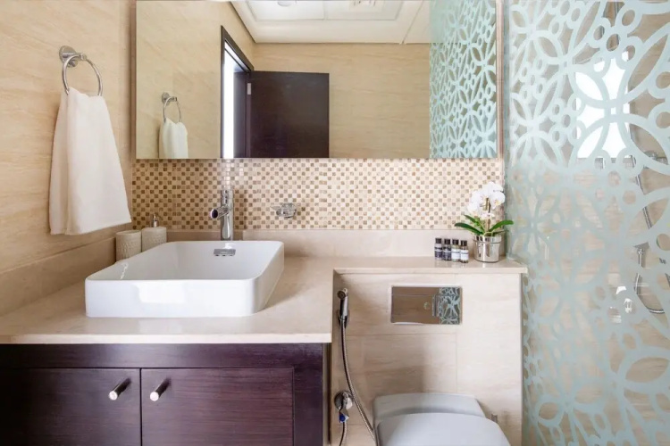 Impressive 2BR Loft W/ Study In Downtown Dubai