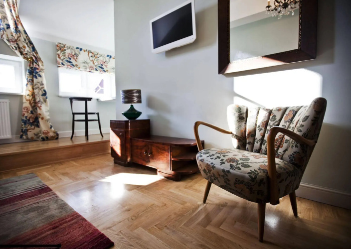 Crystal Suites Chez Helena