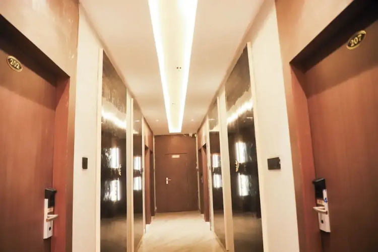 Hotel MakeSure