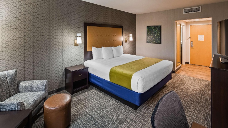 Executive Double room with pool view