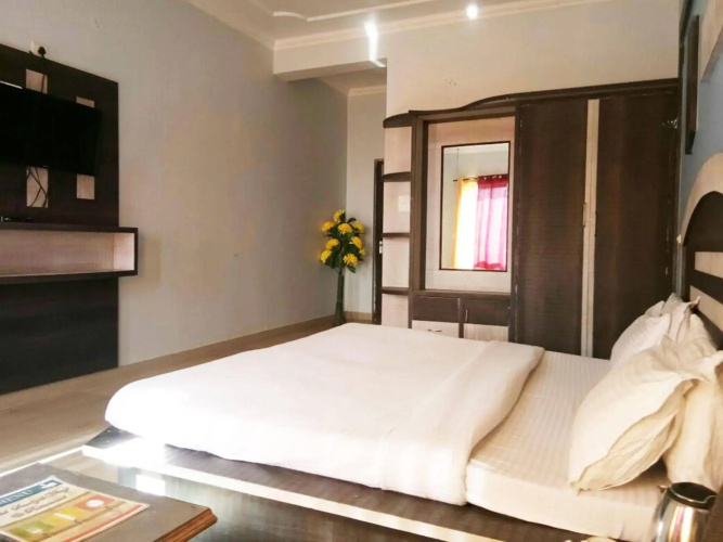Hotel Sambyal Wings