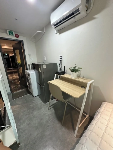 Deluxe Single room with balcony and with city view