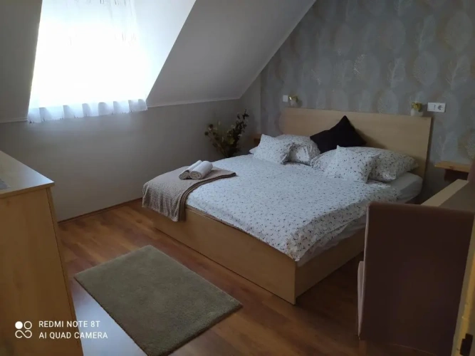 3 Bedrooms Apartment
