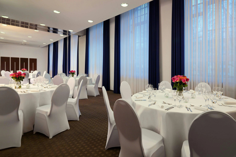 Sheraton Hannover Pelikan Hotel photo 27