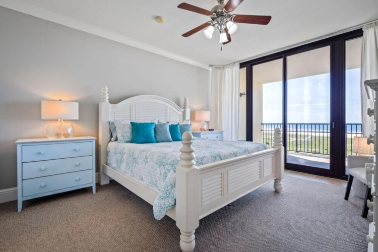 520 Holiday Isle 520 by ACP