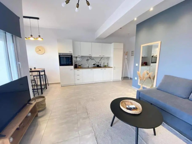 J&F Apartments A4