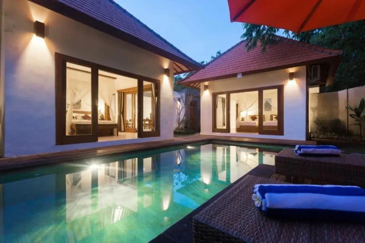 2 Bedrooms Villa