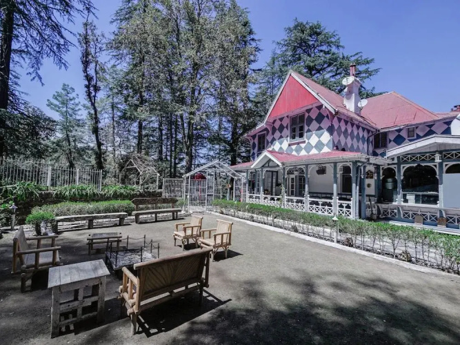 Shimla British Resort by OYO Rooms