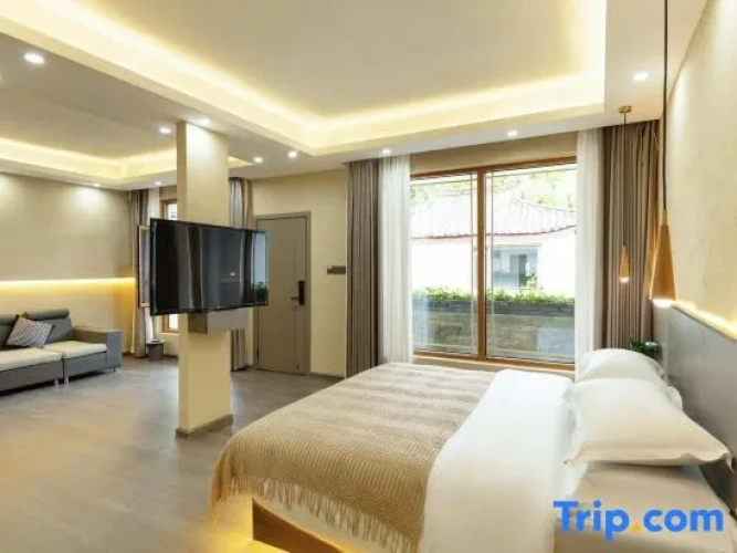 Double Duplex Suite with view