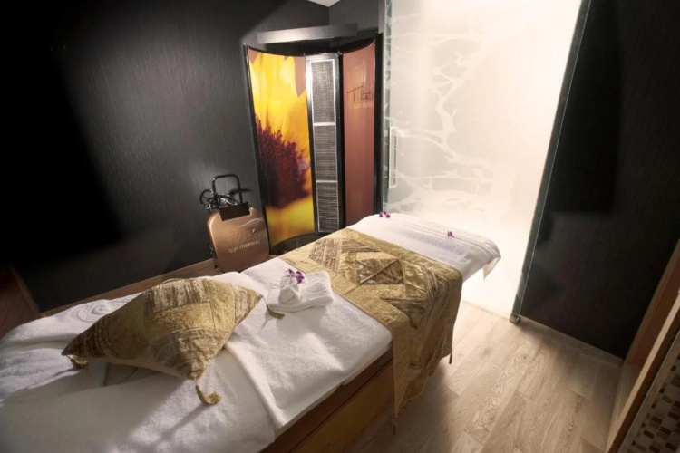Ramee Grand Hotel & Spa