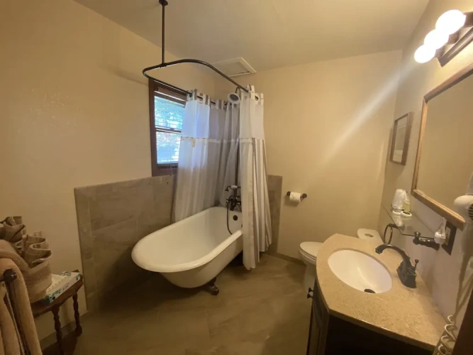 Standard Double Basement room
