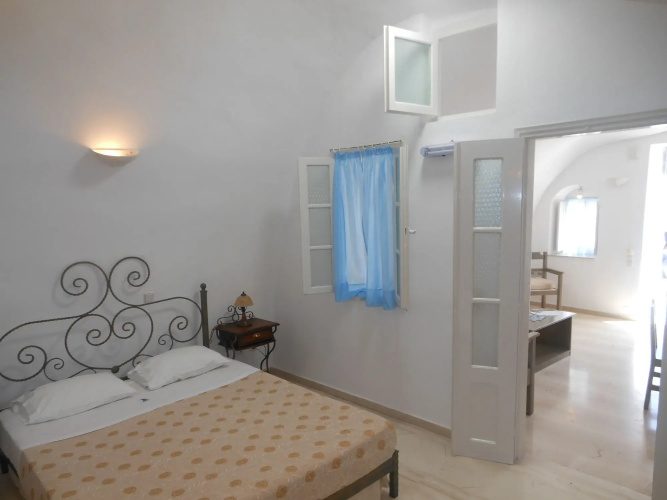 Nomikos Villas
