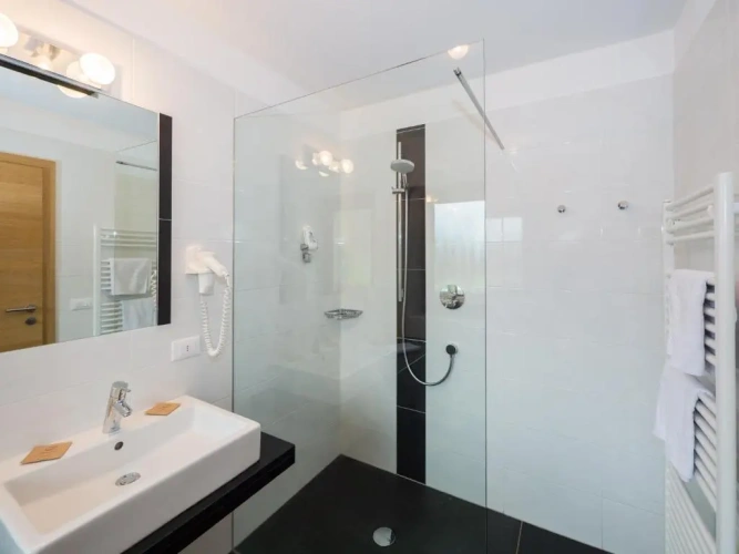 Comfort Double room with balcony and with mountain view