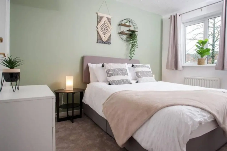 3 Bedrooms Cottage